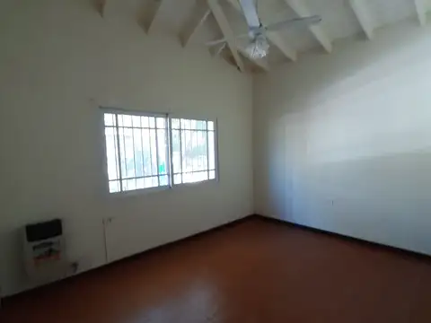 Depto Tipo Casa en Alquiler 10 años