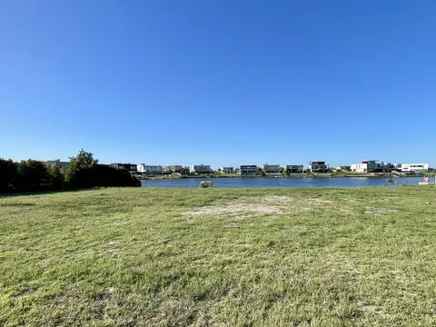 Terreno en Venta en Puertos - Barrio Costas, USD 270.000