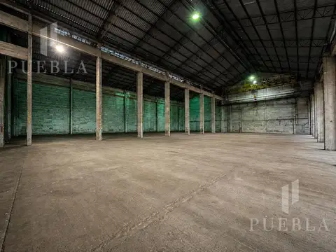 Venta y/o Alquiler Nave Industrial 3500m2 en Barracas