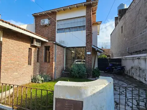 Casa de 4 ambientes - ALQUILER- San Antonio de Padua