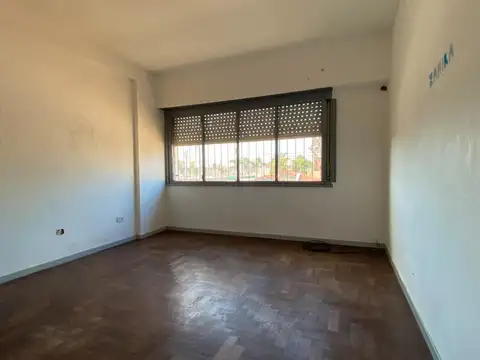 Casa de 4 ambientes - ALQUILER- San Antonio de Padua