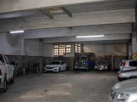 Galpon en Venta en Moron, USD 570.000