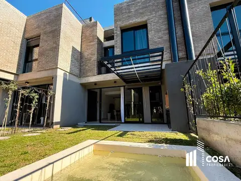 Venta Casa 3 dormitorios con amenities premium y cochera Fisherton Rosario