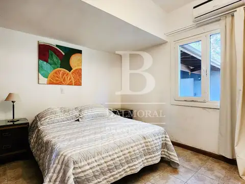 Casa 5 ambientes con 4 baños