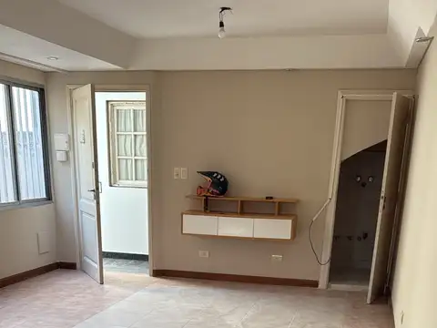 Departamento en Alquiler en Saavedra, $ 800.000