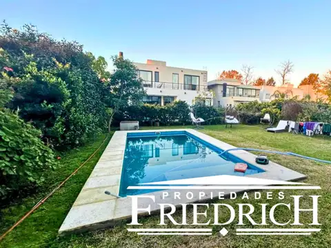 Casa en Venta Haras  Maria Victoria