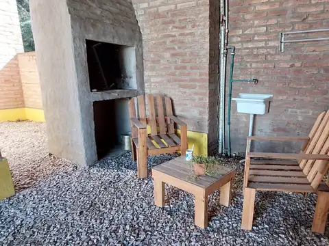 Casa y 4 cabañas en venta.