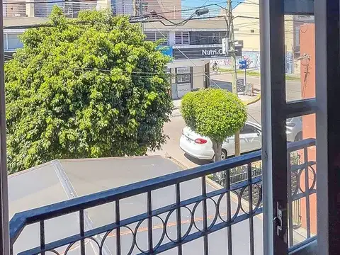 Depto Tipo Casa en Venta 28 años