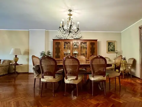 Pellegrini 1700, Piso 2