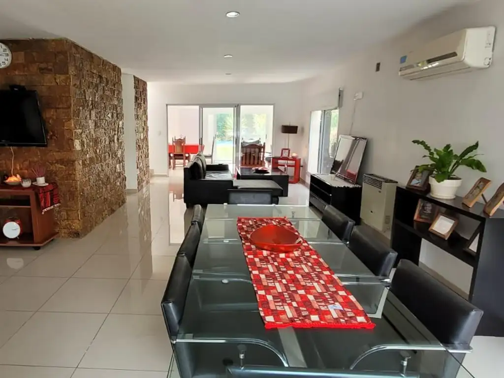 Casa en Venta en Altos de Hudson I