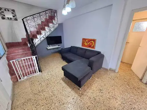 Depto Tipo Casa en Venta 46 años
