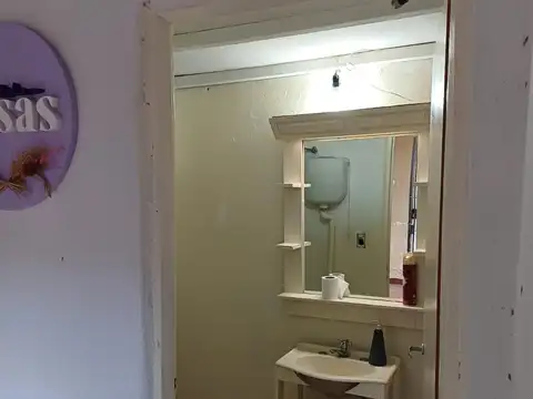 Casa 3 ambientes con 2 baños