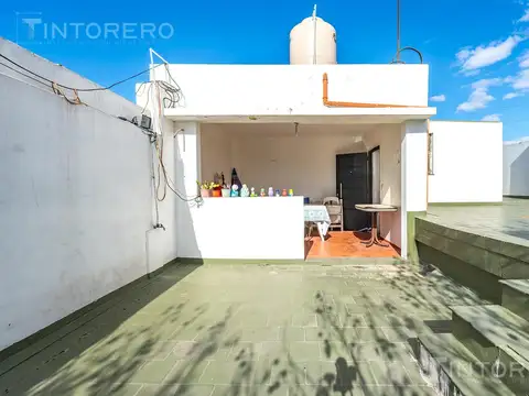 Depto Tipo Casa en Venta de 4 dormitorios