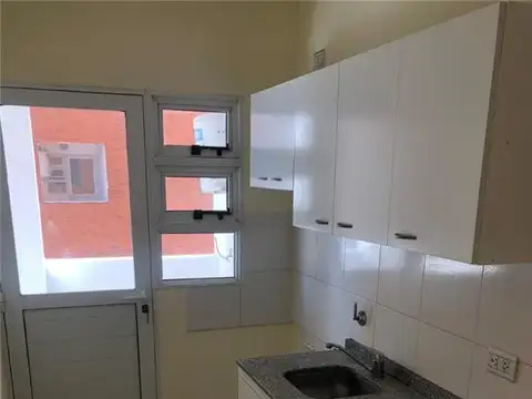Departamento en Alquiler en Microcentro, $ 450.000