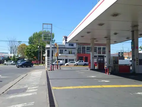 Avenida Presidente Bernardino Rivadavia 600