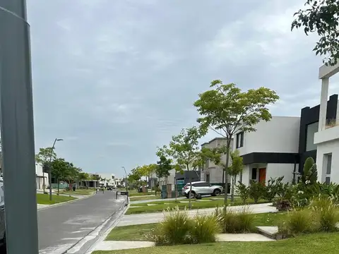 KM 44,5 Escobar