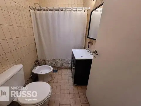 Casa 6 ambientes con 3 baños
