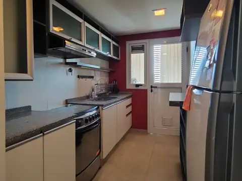 Departamento 5 ambientes con 2 baños