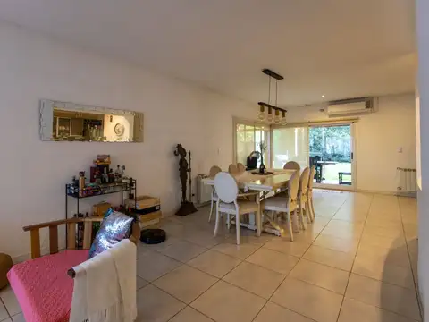 CASA 4 AMBIENTES VENTA BARRIO SAN FRANCISCO TIGRE