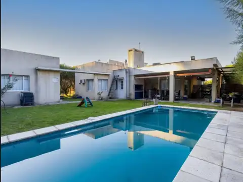 CASA 4 AMBIENTES VENTA BARRIO SAN FRANCISCO TIGRE