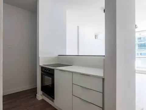 Olga Cossettini 1500, Piso 3