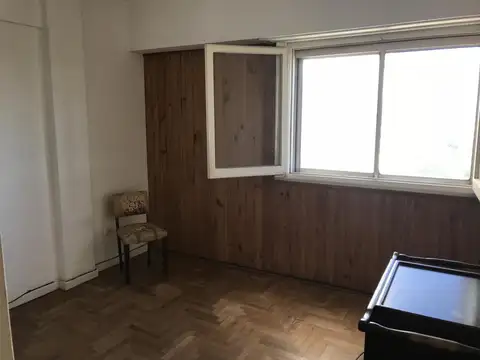 Los Andes 1430 , Piso 14