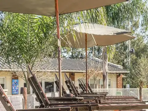 Edificio Comercial / complejo turístico en venta Gualeguaychu