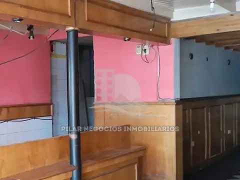 VENDO LOCAL COMERCIAL SAN MARTIN E HIPOLITO YRIGOYEN -CIUDAD