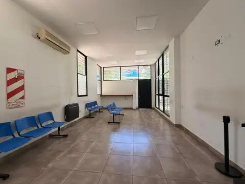 Oficina Monoambiente con 3 baños