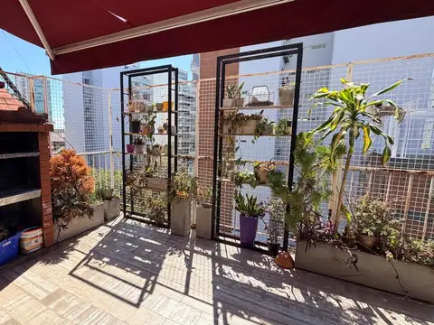 Montañeses 2700, Piso 7