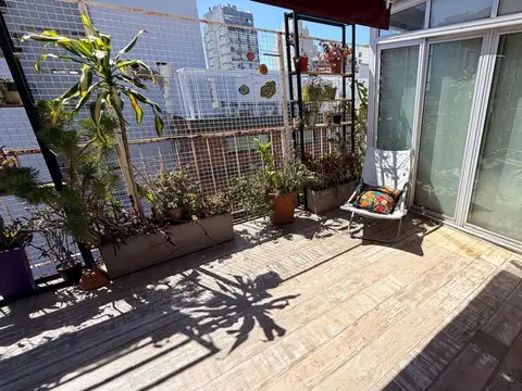 hermoso 4 ambientes con terraza 1 cuadra Av Libertador