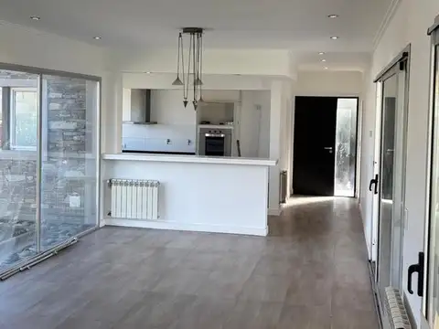 Casa en Alquiler en Mar Del Plata, USD 2.000