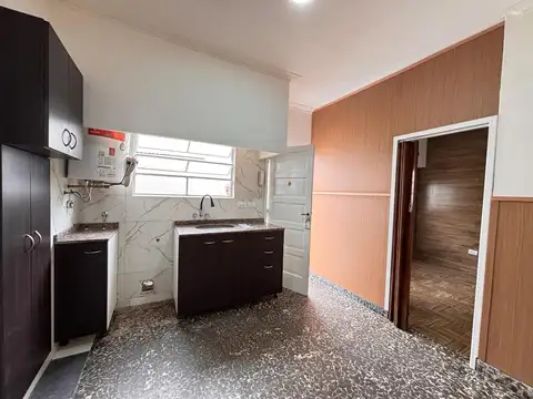 Depto Tipo Casa en Alquiler de 1 dormitorio