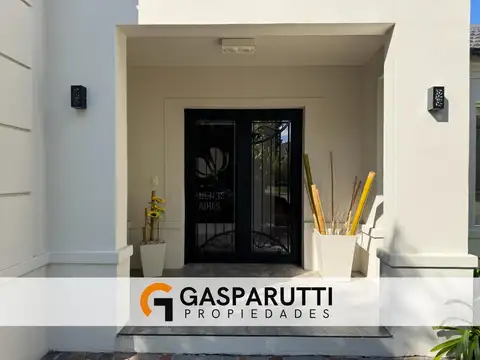 Casa 5 ambientes con 3 baños