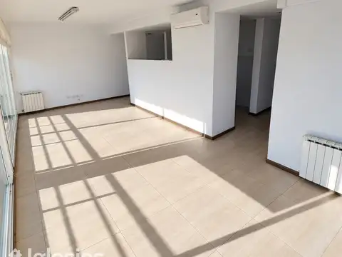 Departamento en Alquiler de 3 ambientes