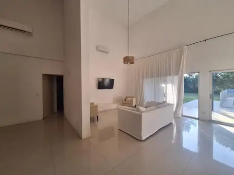 Casa en Venta al Suroeste