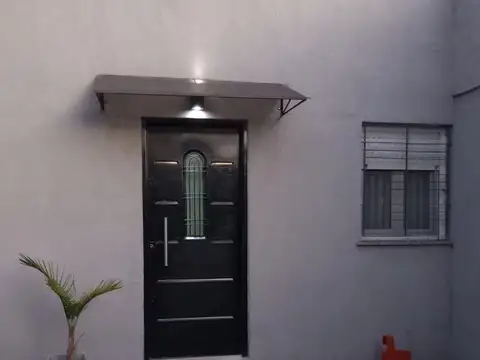 Casa en Venta en Berazategui, USD 135.000