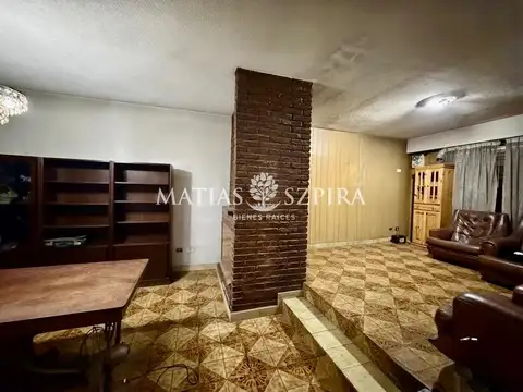 Casa 5 ambientes con 2 baños