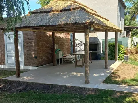 ALQUILER -CASA/QUINTA/DOS DORMITORIOS-SUSANA