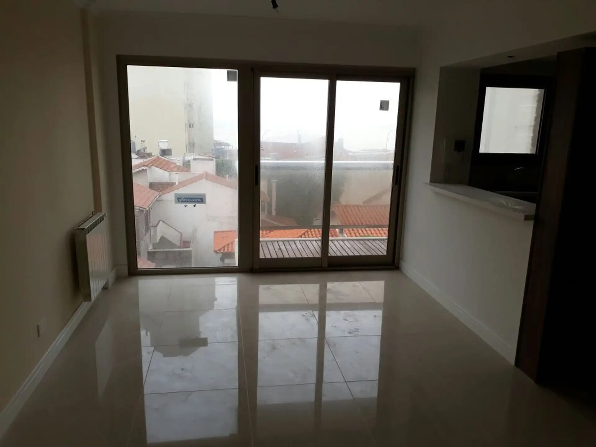 Depto 2 amb, 45m² con balcón y vista al mar — La Perla Sur