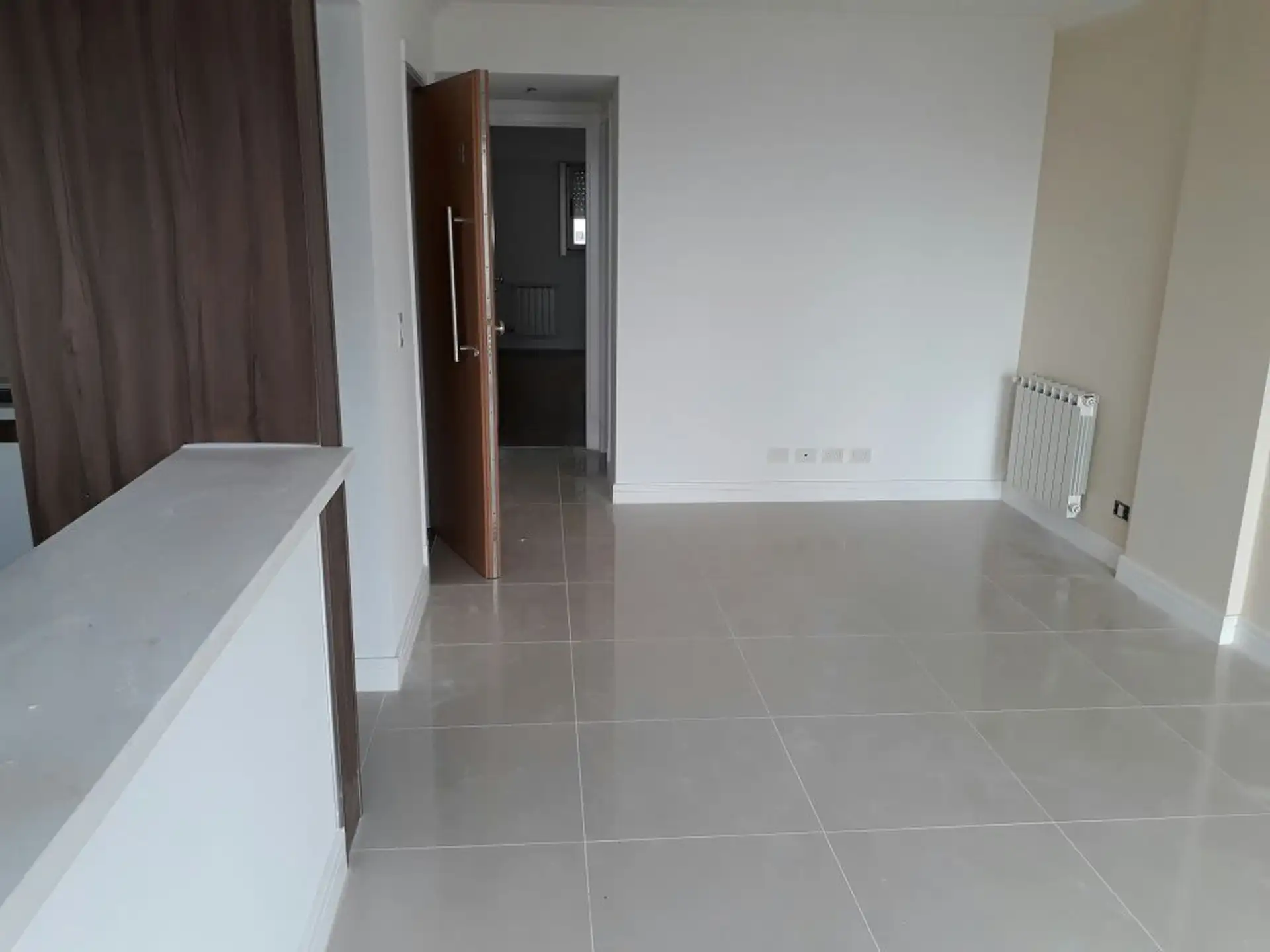 Depto 2 amb, 45m² con balcón y vista al mar — La Perla Sur