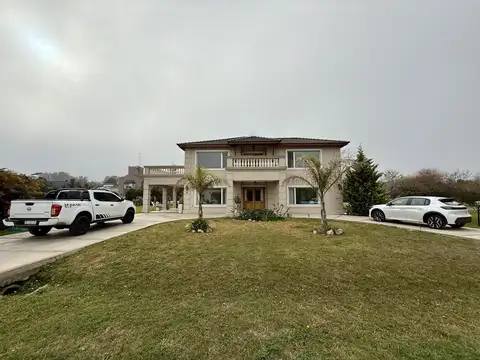 Casa en Venta en Guernica, USD 650.000