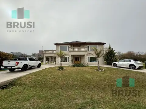 Casa en Venta en Guernica, USD 650.000