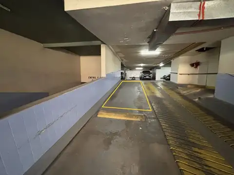 Cochera en Venta en Floresta Acceso rápido