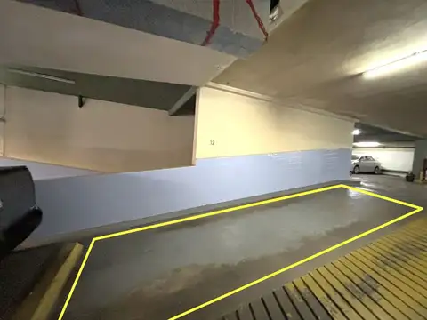 Cochera en Venta en Floresta Acceso rápido