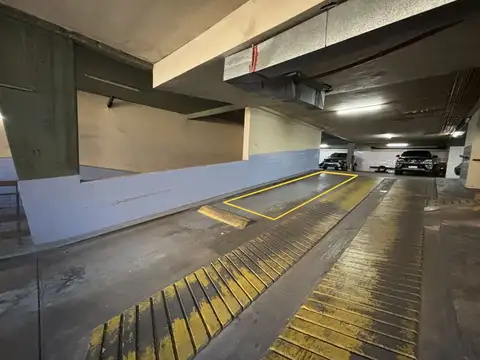 Cochera en Venta en Floresta Acceso rápido