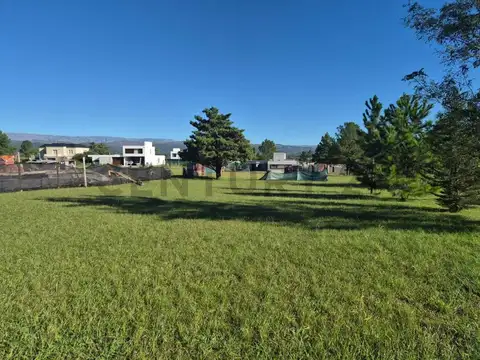 LOTE DE 866M2 EN CARLOS PAZ GOLF COUNTRY CLUB CON FINANCIACIÓN - 23.000 Y CUOTAS -