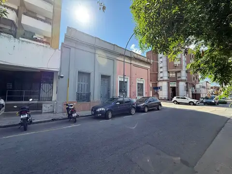 Lote en venta de 428 m2 en Alberdi Apto Desarrollo