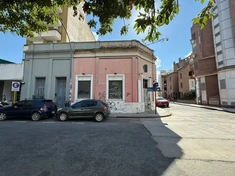 Terreno en Venta en Alberdi, USD 168.000