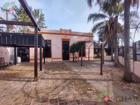 Local en Campana